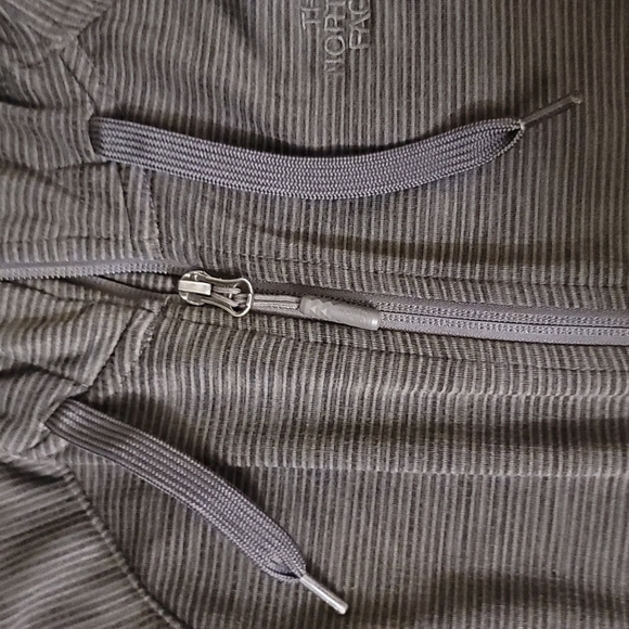 Gray / Gray Striped Women's The North Face Zip Up Hoodie Size Medium - Picture 3 of 5